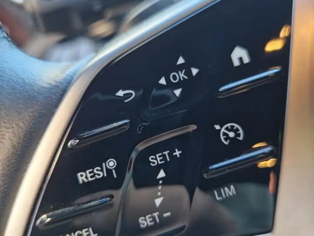 Mercedes-Benz A 180 A 180 Aut. Neuwertig-LED-NAVI-Teilleder-Rosegold!