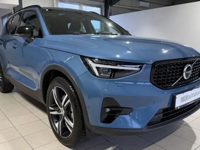 Volvo XC40 Dark Plus