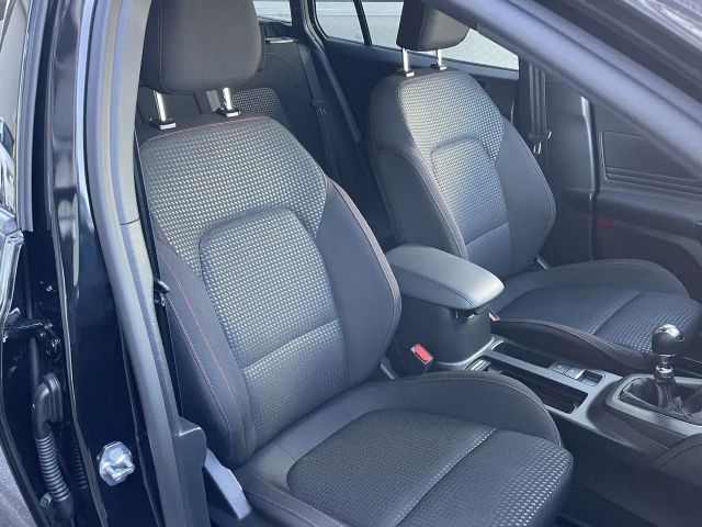 Ford Focus ST Line Wagon