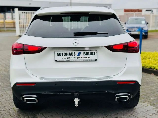 Mercedes-Benz GLA 200 Progressive