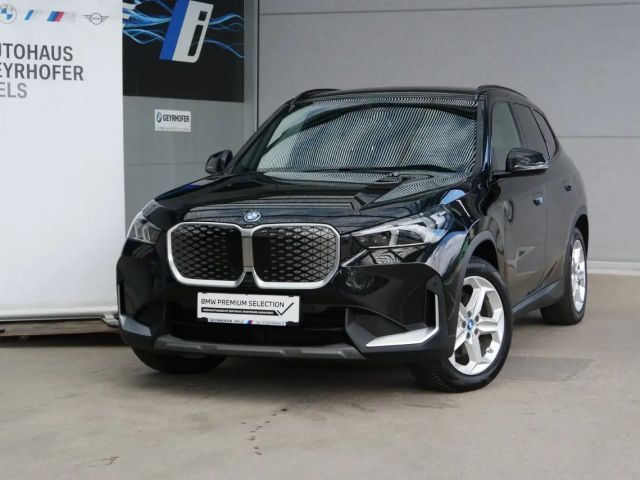 BMW iX1 xDrive30