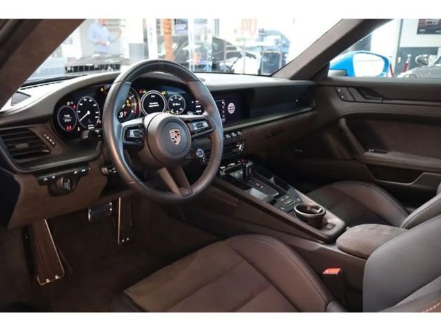 Porsche 911 Carrera Coupé GTS