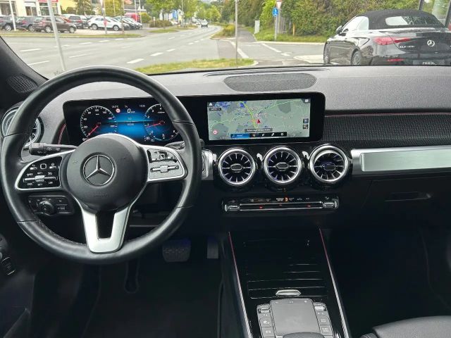 Mercedes-Benz GLB 200 4MATIC