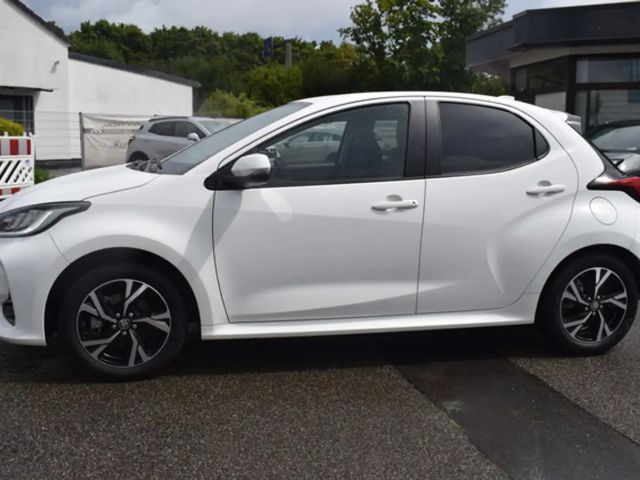 Toyota Yaris Business Hybride