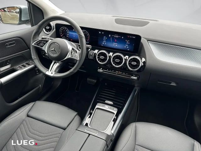 Mercedes-Benz B 200 Progressive Sedan