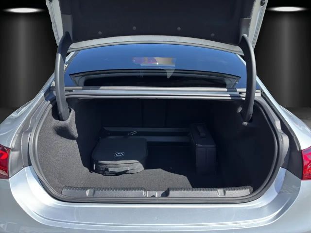 Mercedes-Benz EQE 350 AMG Line Sedan