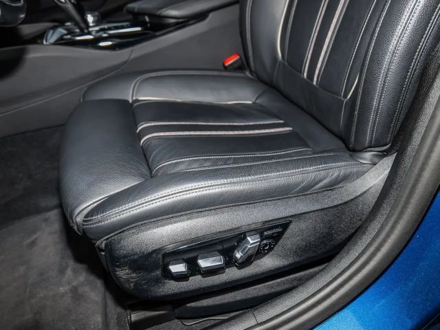 BMW 530 530e Luxury Line Sedan