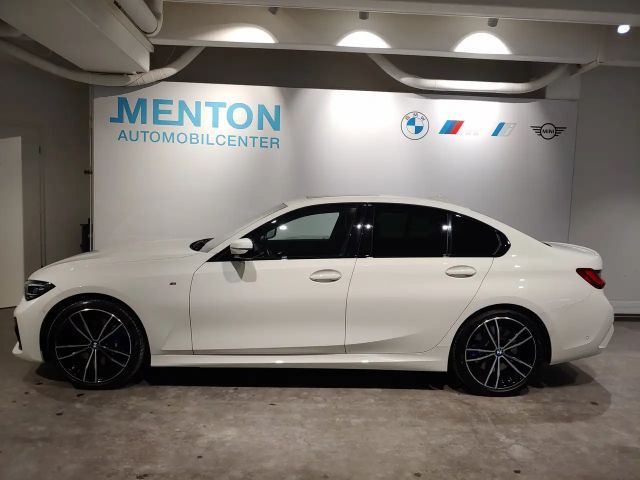 BMW 330 330i M-Sport Sedan xDrive