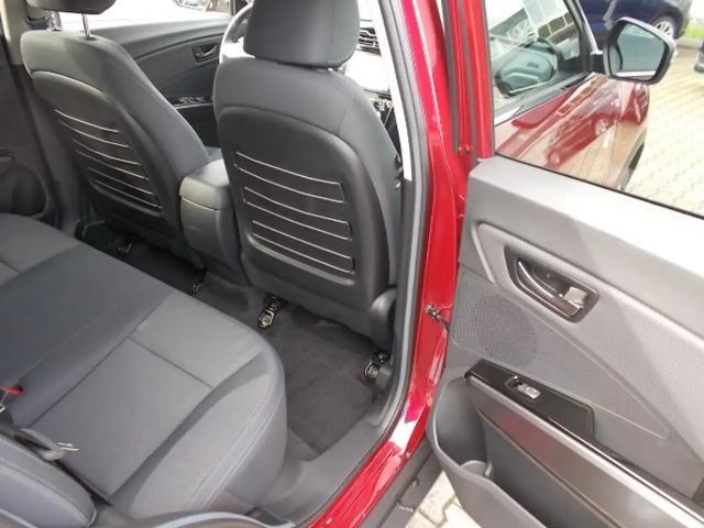 SsangYong Tivoli Grand Quarz1.5T Navi Sitzh. Kamera PDC