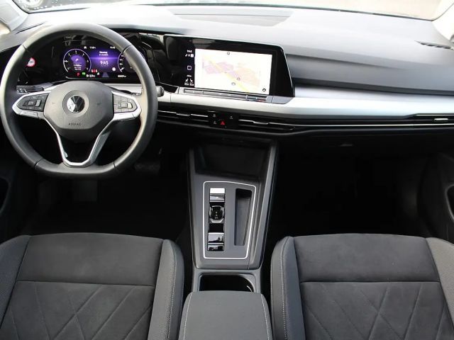 Volkswagen Golf DSG Life