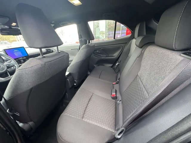 Toyota Yaris Cross Black and White ink. WKR