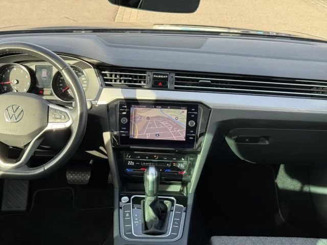 Volkswagen Passat 1.5 TSI Business Variant