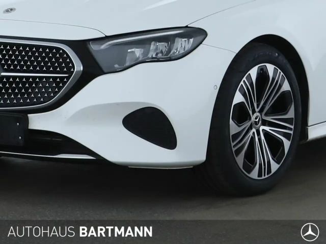 Mercedes-Benz E 200 AVANTGARDE Estate