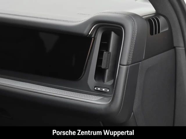 Porsche Cayenne Surround-View Sportabgas LED-Matrix