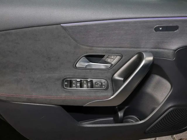 Mercedes-Benz A 200 AMG Line