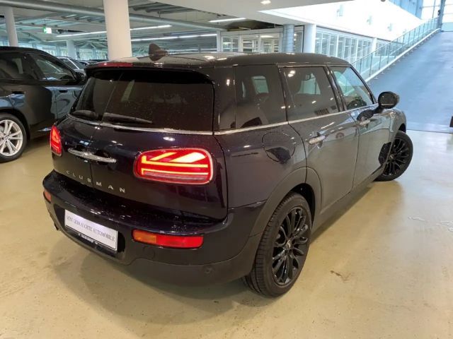 MINI Cooper Clubman Navi LED Rückfahrkamera Tempomat Sitzhzg PDC