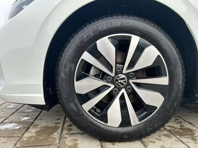 Volkswagen Golf 1.5 TSI DSG