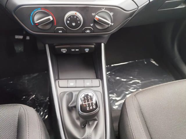 Hyundai Bayon Select