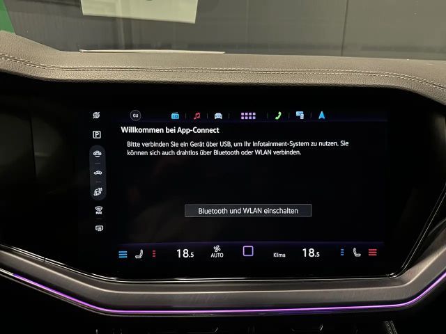 Volkswagen Touareg 4Motion R-Line