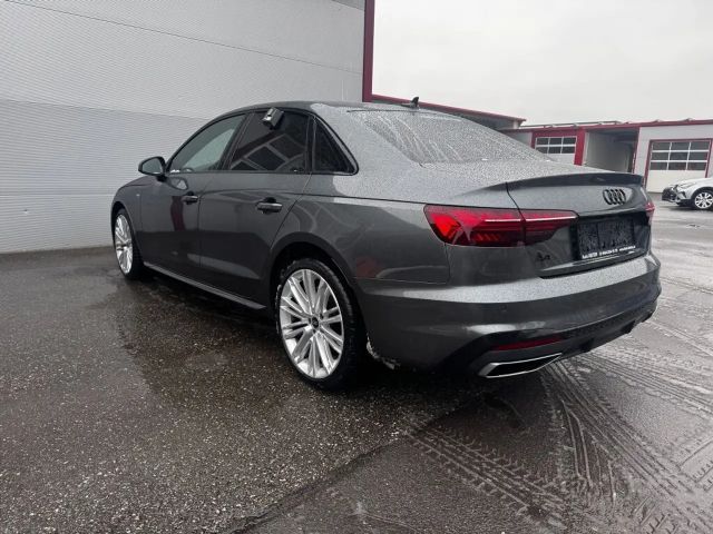 Audi A4 35 TFSI S-Line S-Tronic Sedan