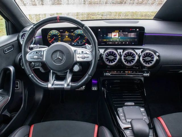 Mercedes-Benz A 35 AMG 4MATIC AMG Line