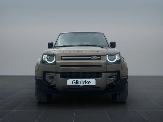 Land Rover Defender 110 D300 Dynamic SE