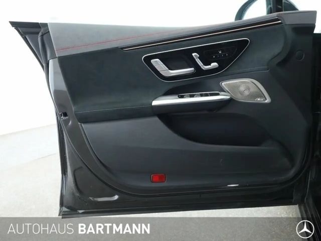 Mercedes-Benz EQE 300 AMG Line Sedan