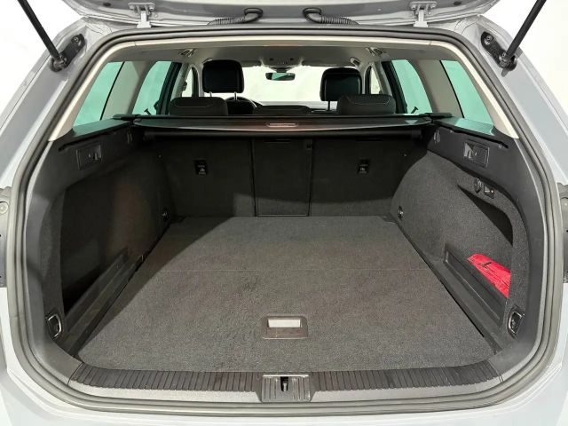 Volkswagen Passat 2.0 TDI Business DSG Variant