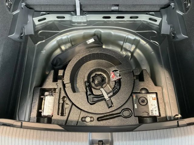 Volkswagen T-Roc R-Line Style