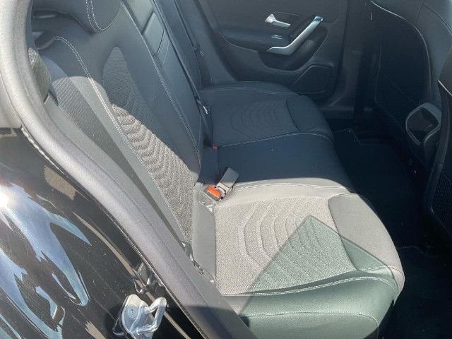 Mercedes-Benz CLA 200 Shooting Brake