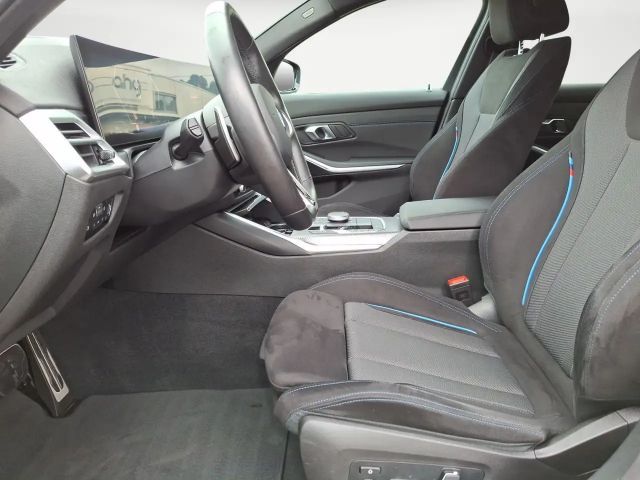 BMW 320 320d M-Sport Sedan xDrive