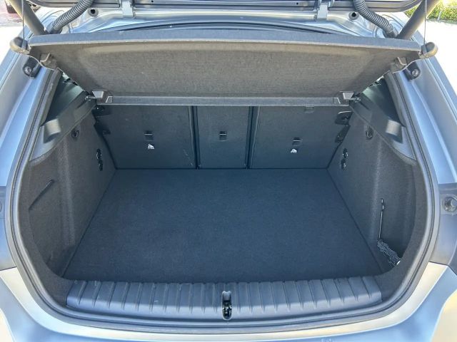 BMW 118 118i M-Sport Sedan