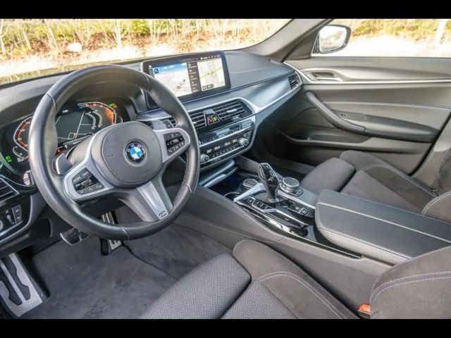 BMW 520 M PACK - AUTOMAAT - LED