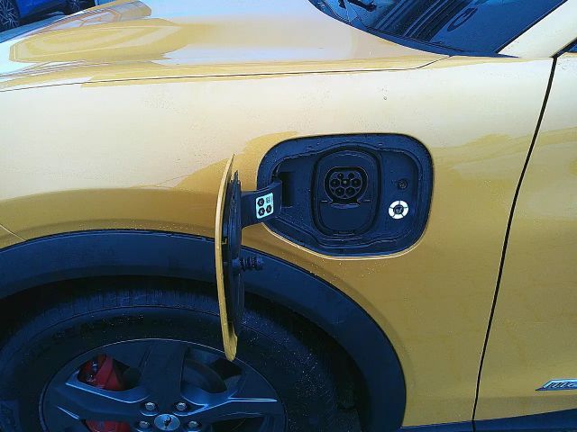 Ford Mustang Mach-E Extended range