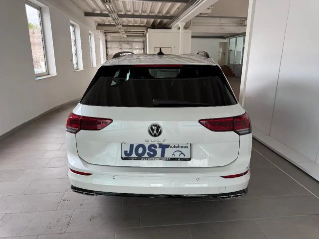 Volkswagen Golf 1.5 TSI R-Line Variant