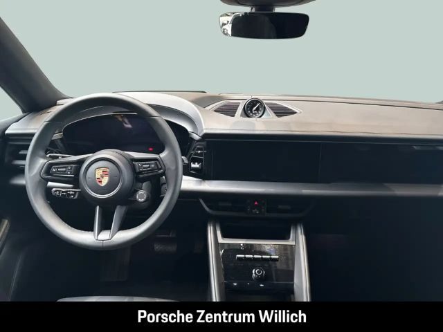 Porsche Macan 4