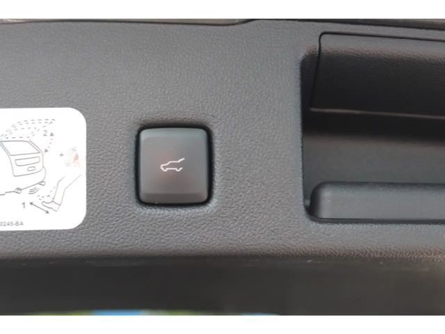 Ford Kuga Plug in Hybrid ST Line X