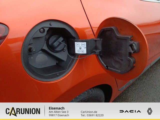 Renault Clio E-Tech Intens RS