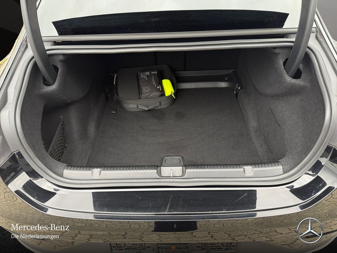 Mercedes-Benz EQE 350 4MATIC Sedan