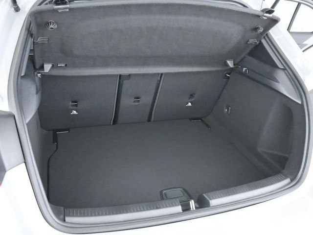 Mercedes-Benz A 220 A 220 d