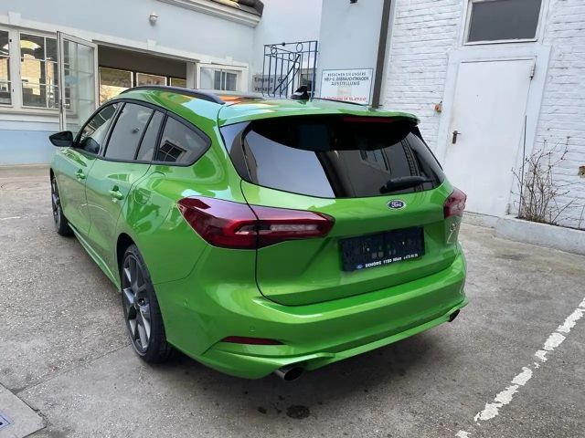 Ford Focus ST Line