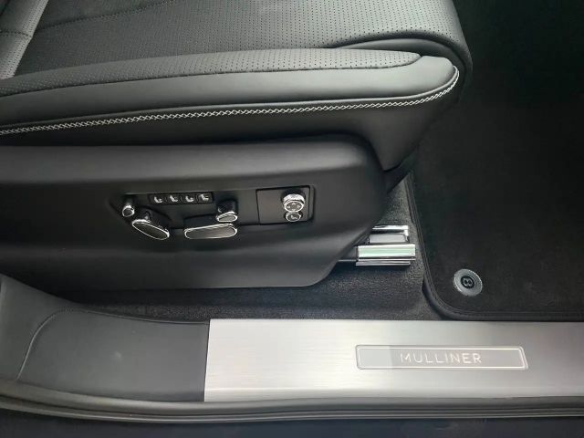 Bentley Bentayga EWB 4.0 Mulliner  - Naim/Pano