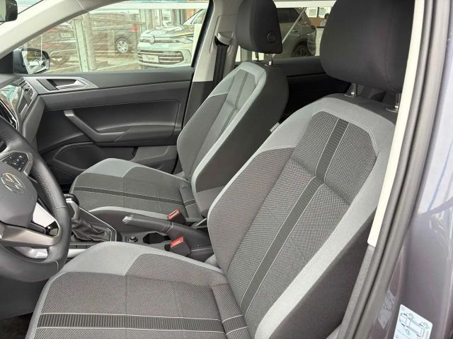 Volkswagen Polo 1.0 TSI DSG Style