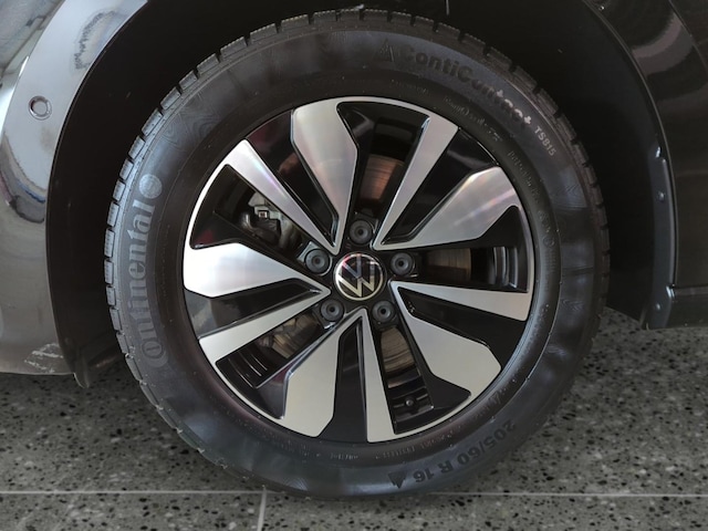 Volkswagen Touran 1.5 TSI DSG