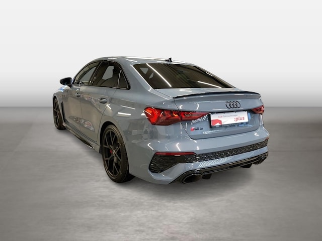 Audi RS3 Quattro S-Tronic Sedan