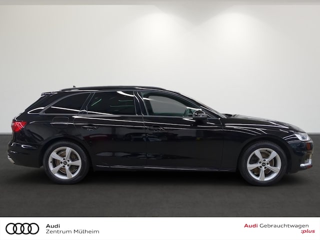 Audi A4 30 TDI Avant S-Tronic