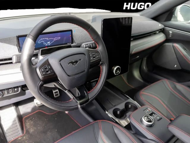 Ford Mustang Mach-E AWD Premium