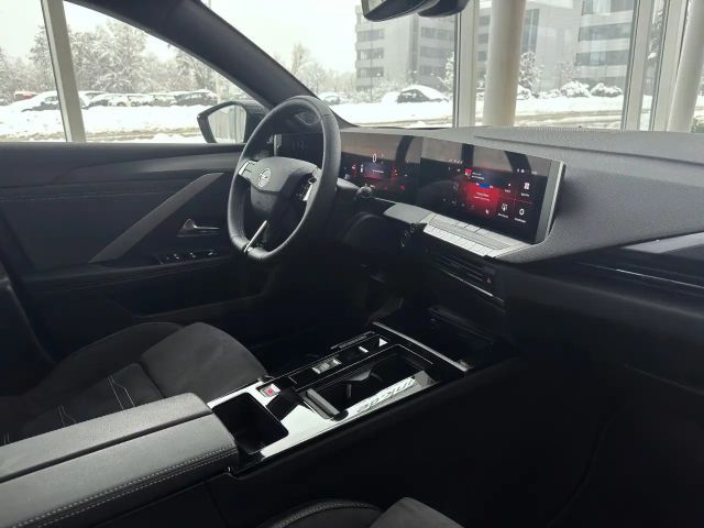 Opel Astra Sports Tourer Ultimate