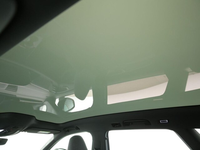 Audi A6 Avant Quattro S-Tronic