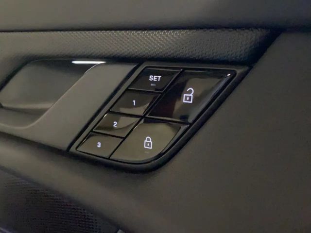 Porsche Taycan Performance Plus
